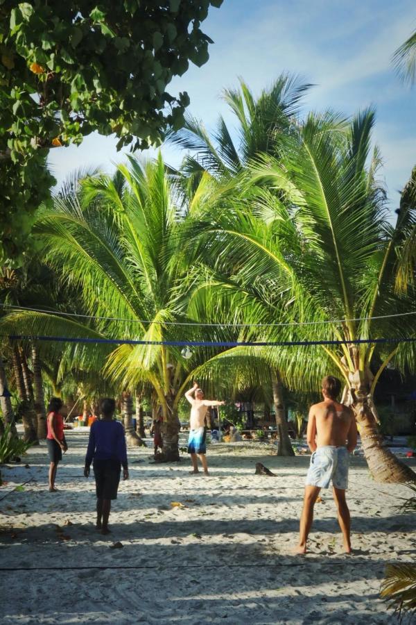 West Mansuar Homestay Pulau Mansuar ภายนอก รูปภาพ